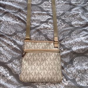 Michael Kors Crossbody